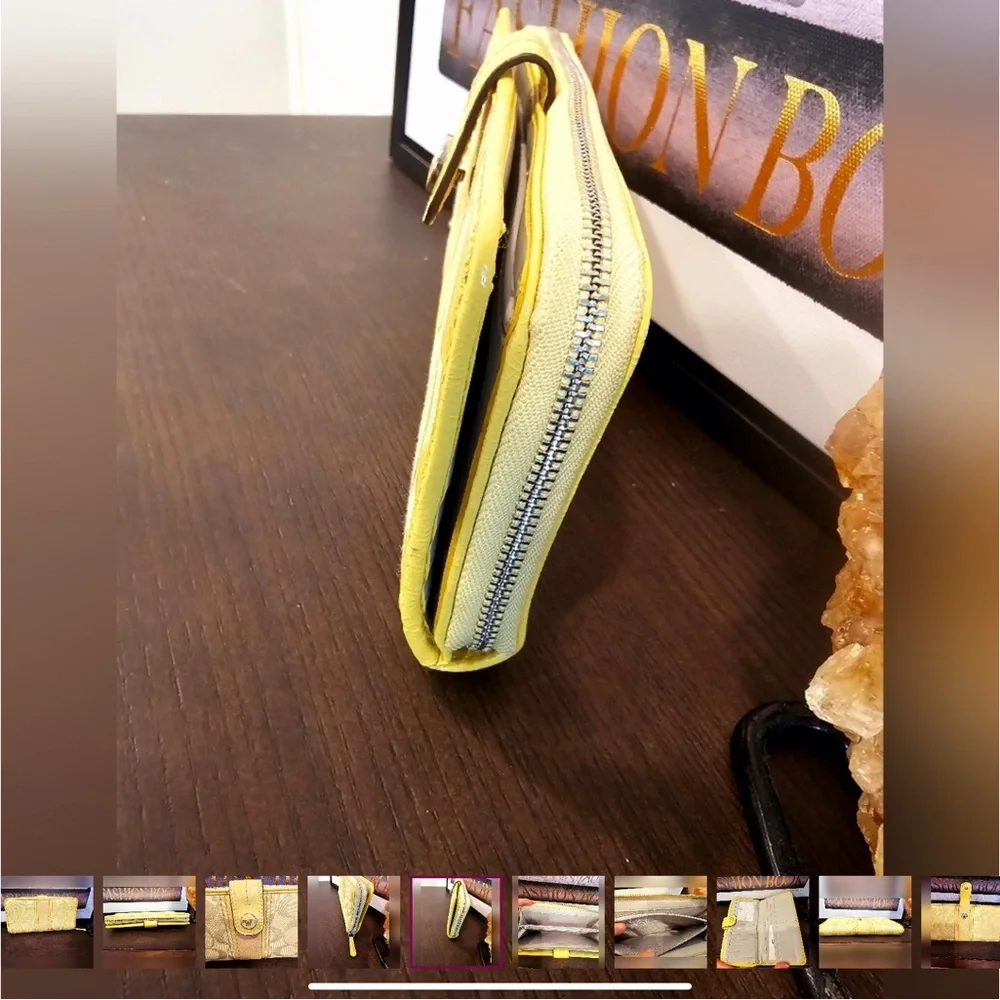 Coach this wallet